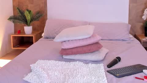 isabella_winkler online show from March 3, 2:02 pm