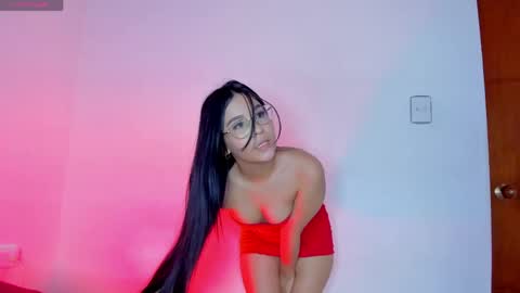 isabelladol online show from May 1, 1:27 pm
