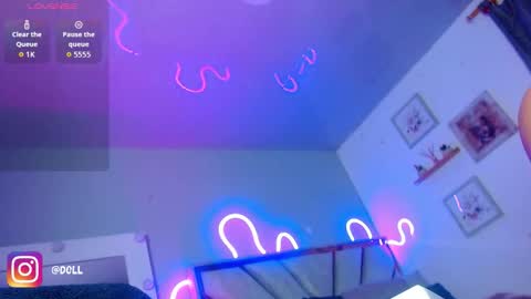 isabelladoll115  INSTAGRAM online show from October 27, 10:10 pm