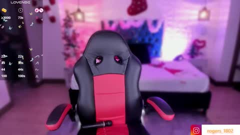 isabel  online show from December 1, 10:30 pm