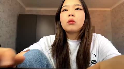 isascullark online show from February 28, 6:50 am