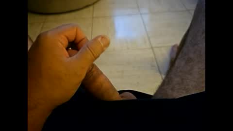 Snapshot of iscrewinutibolt chatting on October 19, 11:04 am Carlos online show from October 19, 11:04 am