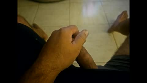 Snapshot of iscrewinutibolt chatting on November 1, 10:03 am Carlos online show from November 1, 10:03 am