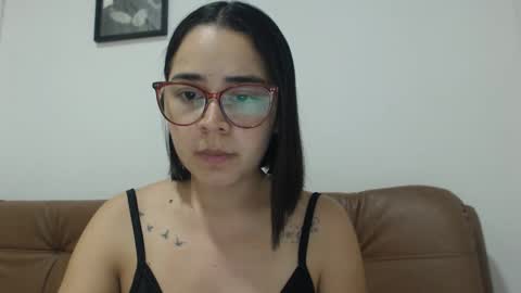 Emma online show from October 21, 3:33 am