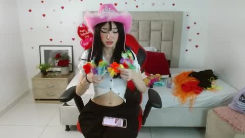 Isla Rosee18 online show from March 28, 8:10 pm