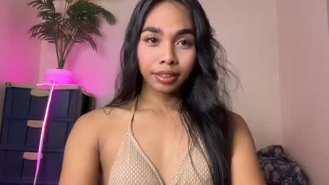 Alona online show from July 6, 10:45 am
