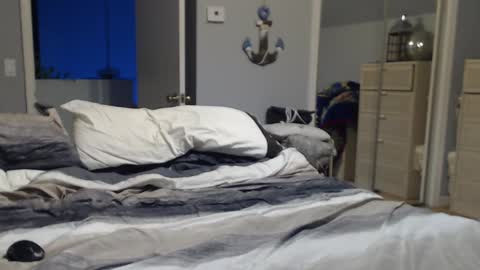 Jim online show from September 21, 2:37 am