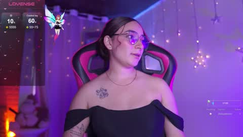 ISSA  online show from November 19, 9:13 pm