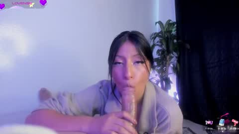 Issa and Neron online show from November 21, 4:05 pm