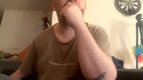 issazorro online show from January 18, 1:42 pm