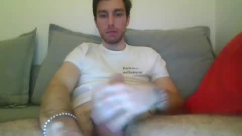 italian_boy_22 online show from February 17, 9:32 pm