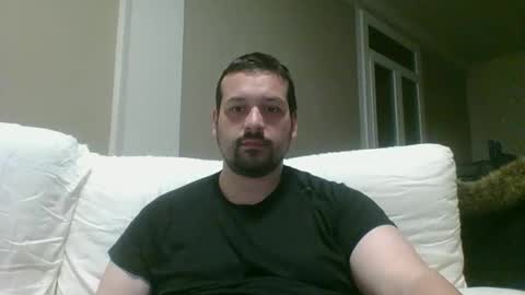 italianbigboy932 online show from April 15, 10:32 pm