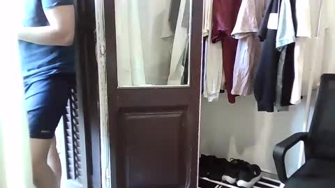 Snapshot of italianboybcn chatting on October 11, 8:08 am italianboybcn online show from October 11, 8:08 am