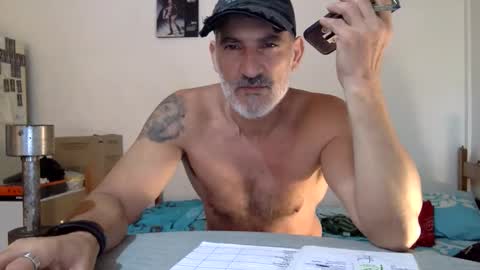 italiankingstripper online show from March 10, 1:37 pm