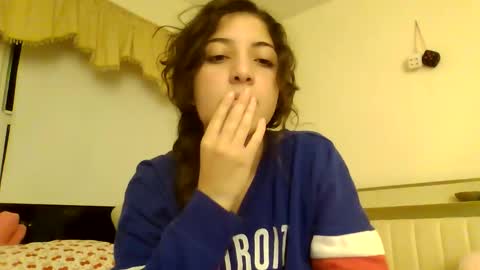 ItalianKitty online show from May 13, 2:32 am