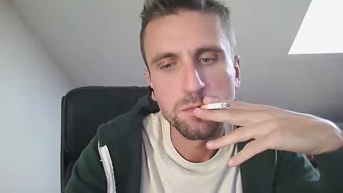 Snapshot of italiano116116 chatting on October 10, 1:28 pm italiano116116 online show from October 10, 1:28 pm