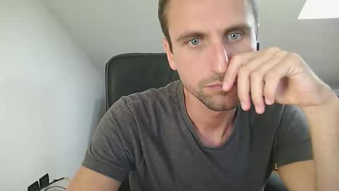Snapshot of italiano116116 chatting on September 22, 12:42 pm italiano116116 online show from September 22, 12:42 pm