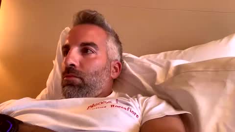 italiantoyboy84 online show from October 5, 8:12 am