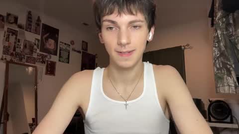 Snapshot of its_rowan chatting on September 20, 3:42 am Rowan online show from September 20, 3:42 am