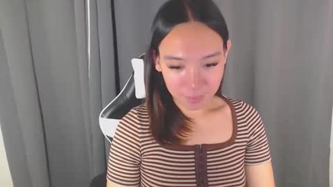 itsmehotqueen online show from December 3, 2:23 am