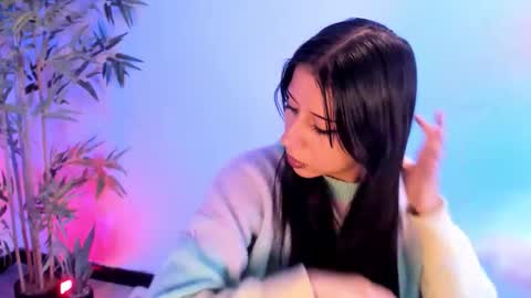 itsmroom online show from December 22, 1:29 pm