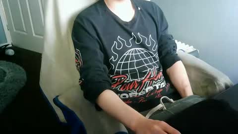 itsnotliam834 online show from September 18, 12:53 pm