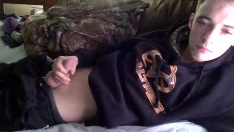 itzd123 online show from February 19, 5:45 pm