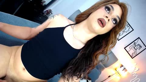 Snapshot of ivan_standford chatting on December 2, 4:59 pm y  online show from December 2, 4:59 pm