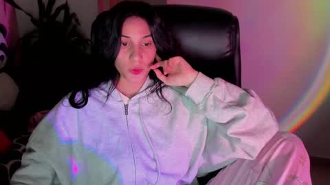 ivanna_essis online show from December 14, 2:40 am