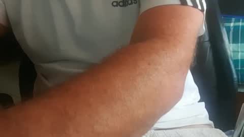 Snapshot of ivanxx712 chatting on January 15, 7:55 pm Ivanxx712 online show from January 15, 7:55 pm