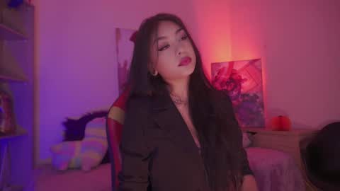 iveet  online show from November 6, 2:09 pm