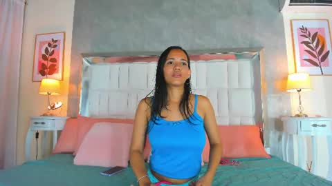 ivonyross online show from July 30, 11:11 am