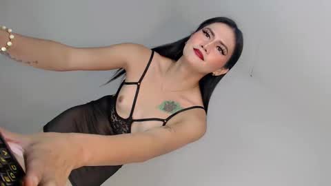 Miss Ivory online show from May 1, 1:49 pm
