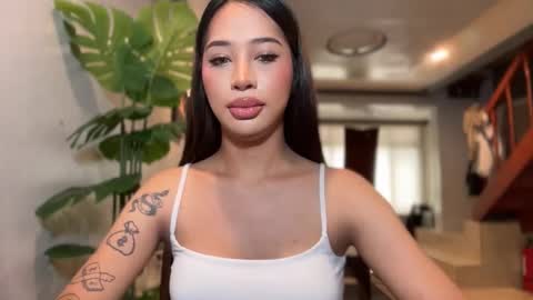 kirstenelsie online show from February 24, 6:16 am