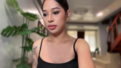 kirstenelsie online show from March 16, 6:06 am