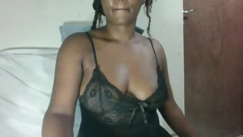 IvoryLuna online show from August 4, 3:19 pm