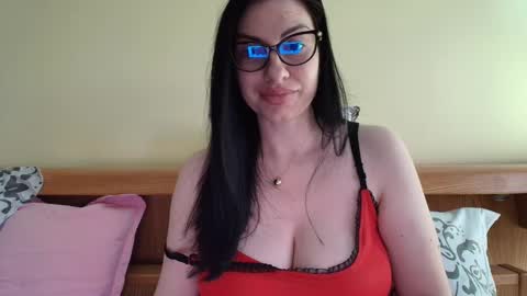 Ivory online show from February 25, 3:53 pm