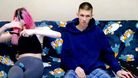 Ivy and Lester online show from October 14, 9:23 am