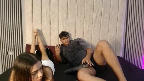 Snapshot of ivy_and_joseph chatting on September 18, 9:52 pm ivy_and_joseph online show from September 18, 9:52 pm
