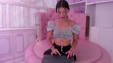 Ivy Rae online show from October 28, 8:32 pm