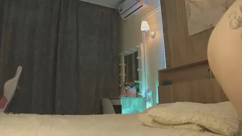 Ivy online show from March 2, 5:58 pm