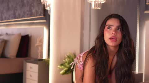 ivyellis online show from March 28, 11:44 am