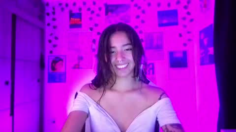Ivy  online show from April 15, 1:42 am