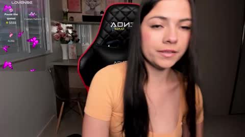 Snapshot of ivyy_scott chatting on October 2, 2:16 pm Ivvy online show from October 2, 2:16 pm