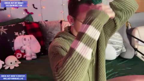 Muse hethey online show from November 9, 9:17 pm