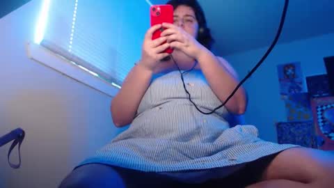 izzyishottttt online show from February 11, 4:22 pm