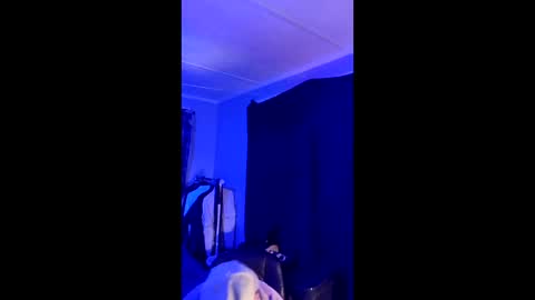 j67096258433900 online show from August 14, 4:57 pm