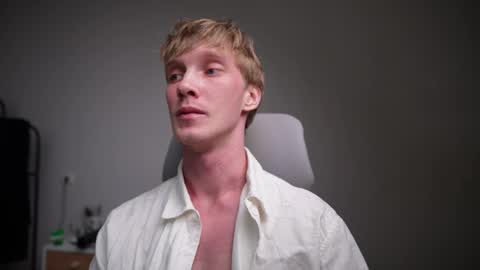 Danny online show from April 9, 5:22 am