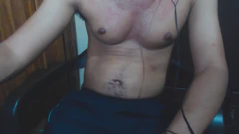 Snapshot of j_castello chatting on October 19, 4:22 pm J online show from October 19, 4:22 pm