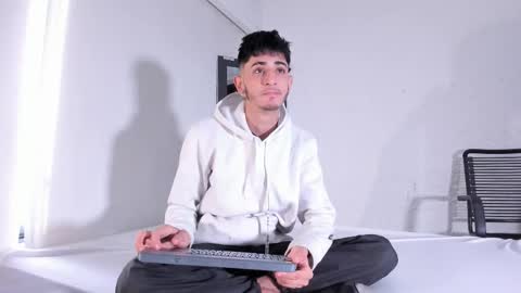 j_martony online show from November 27, 12:13 pm